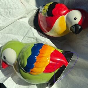 Ceramic Colorful fun  set of 2 Parrot Salt & Pepper Shakers Figurines